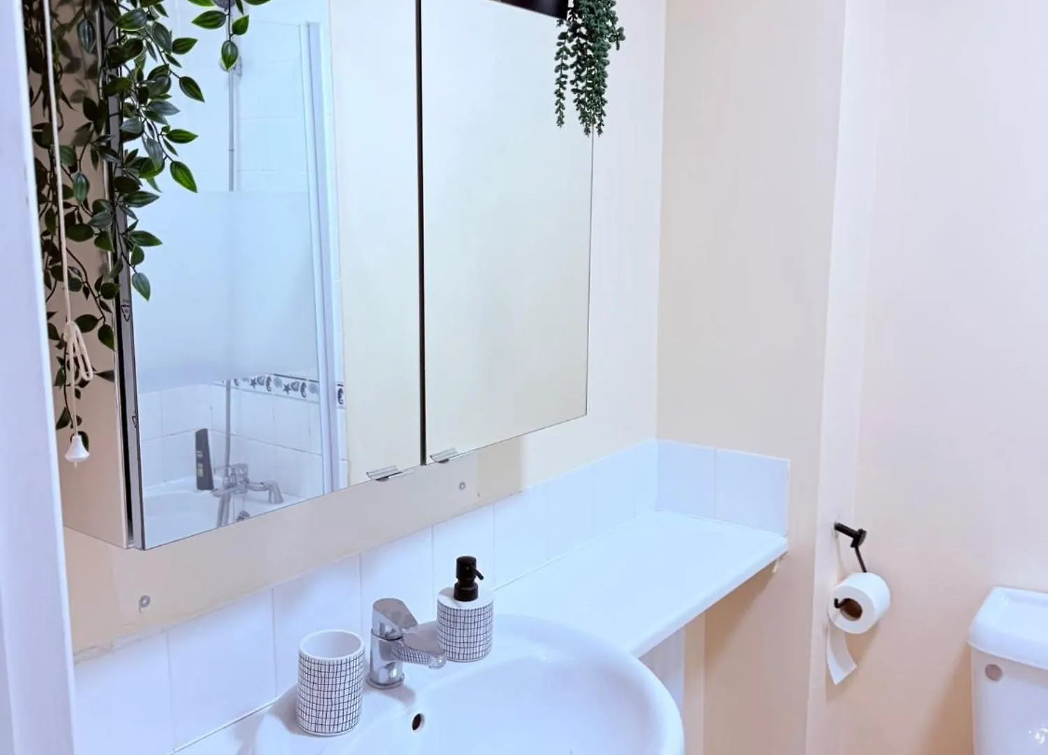 Central Comfort Southampton, Free Parking Apartment