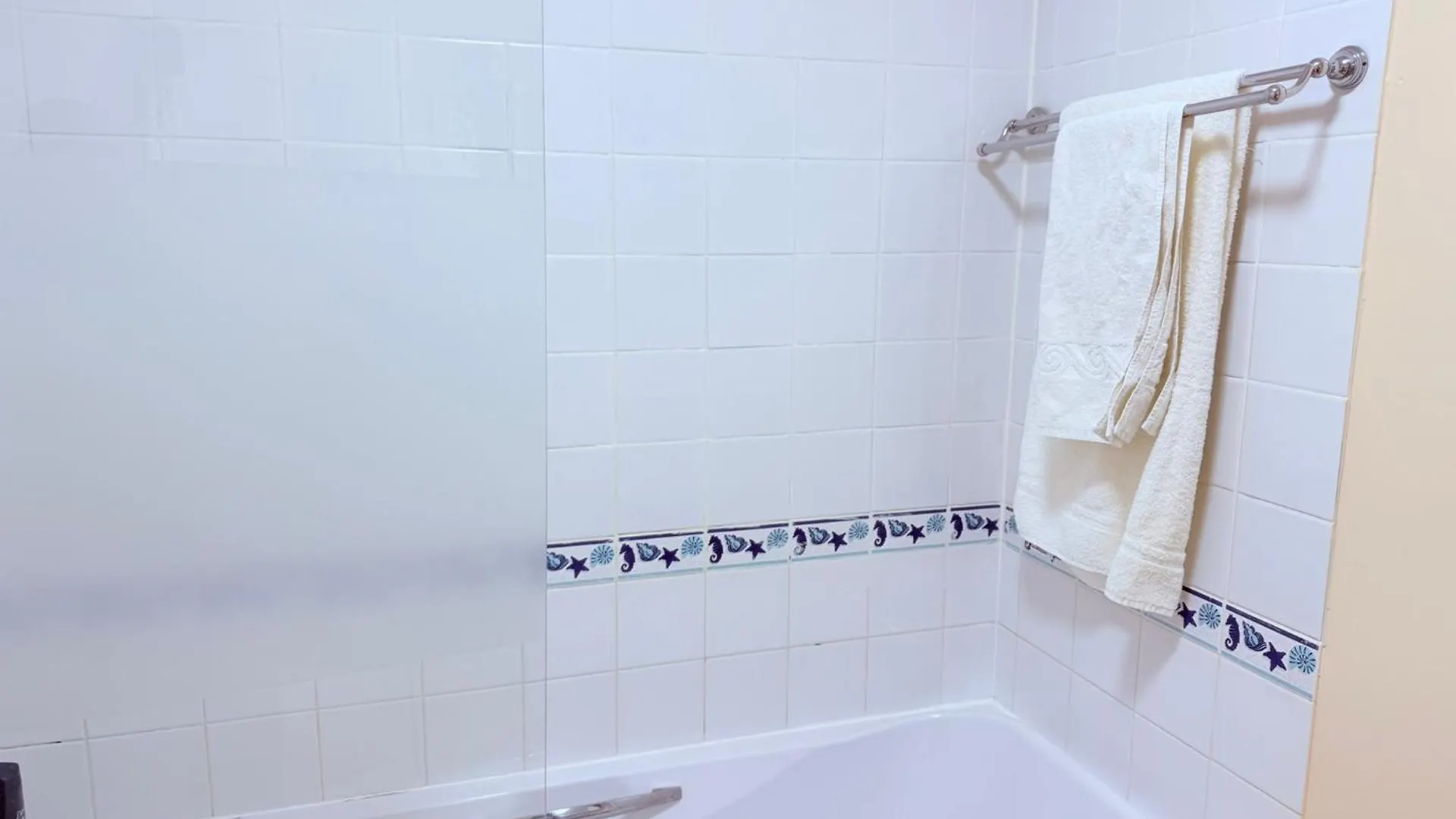 Central Comfort Southampton, Free Parking Apartment